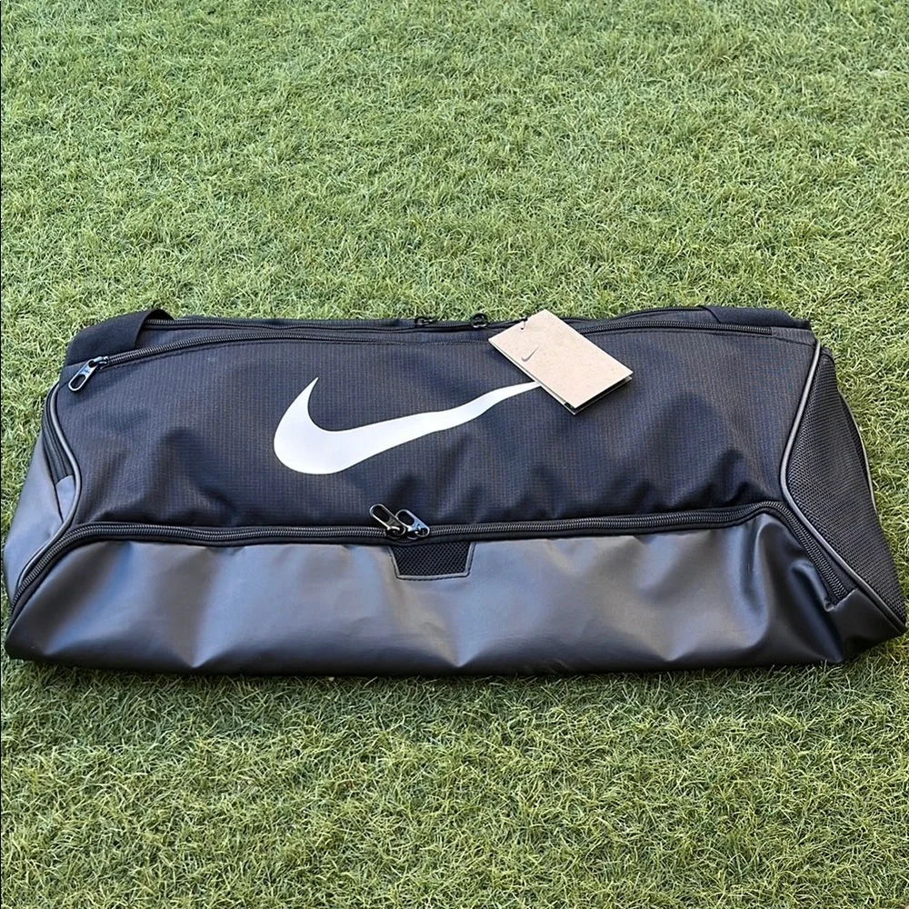 Nike Brasilia 9.5 Training Duffel Bag